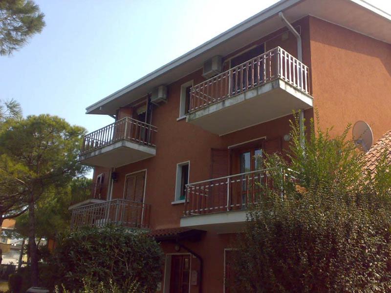 Cond Giardino Apartment Lignano Sabbiadoro Exterior photo