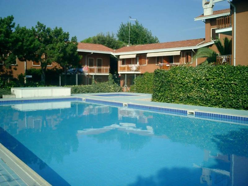 Cond Giardino Apartment Lignano Sabbiadoro Exterior photo