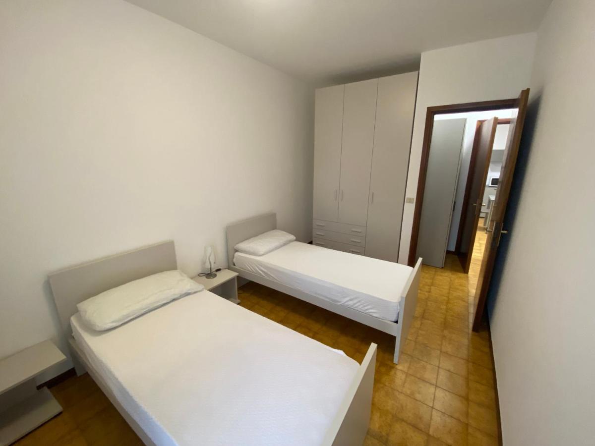 Cond Giardino Apartment Lignano Sabbiadoro Exterior photo
